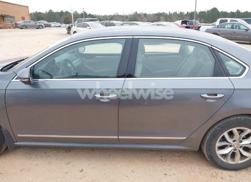 Photo 14 of 2017 Volkswagen Passat 1.8T S (VIN 1VWAT7A32HC046465)