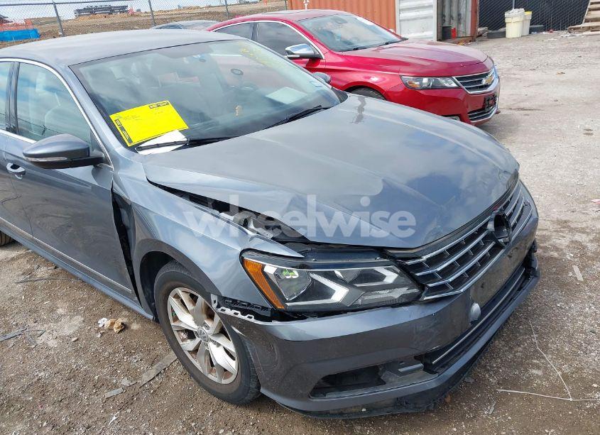 Photo 6 of 2017 Volkswagen Passat 1.8T S (VIN 1VWAT7A32HC085122)