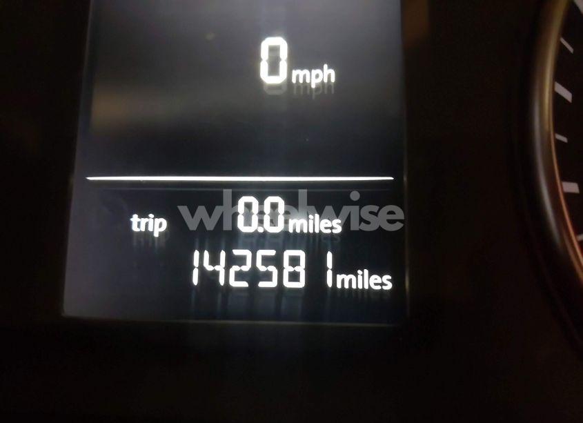 Photo 7 of 2014 Volkswagen Passat 1.8T WOLFSBURG EDITION (VIN 1VWAT7A33EC035714)