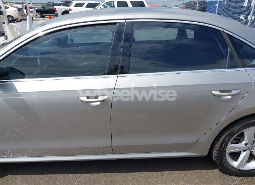 Photo 14 of 2014 Volkswagen Passat 1.8T WOLFSBURG EDITION (VIN 1VWAT7A33EC038497)