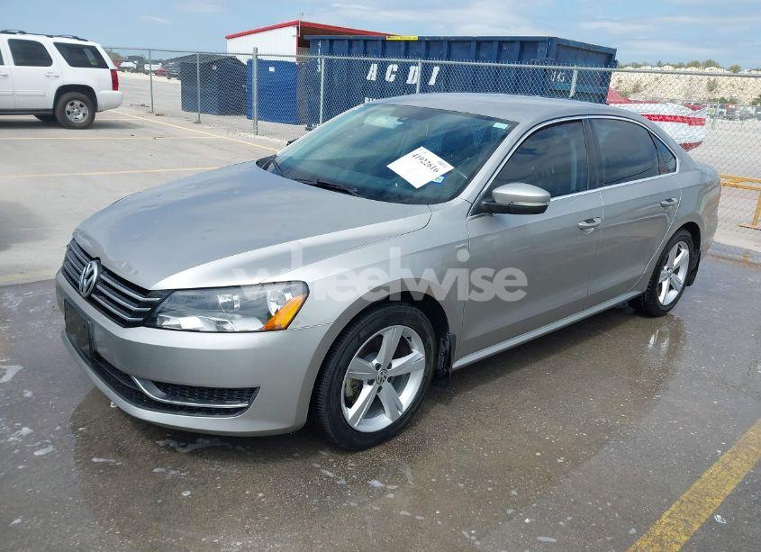 Photo 2 of 2014 Volkswagen Passat 1.8T WOLFSBURG EDITION (VIN 1VWAT7A33EC038497)