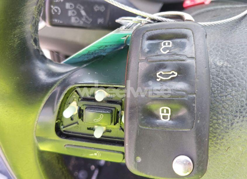 Photo 11 of 2014 Volkswagen Passat 1.8T WOLFSBURG EDITION (VIN 1VWAT7A33EC038693)