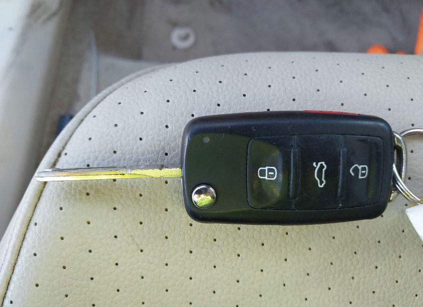 Photo 11 of 2014 Volkswagen Passat 1.8T WOLFSBURG EDITION (VIN 1VWAT7A33EC058264)