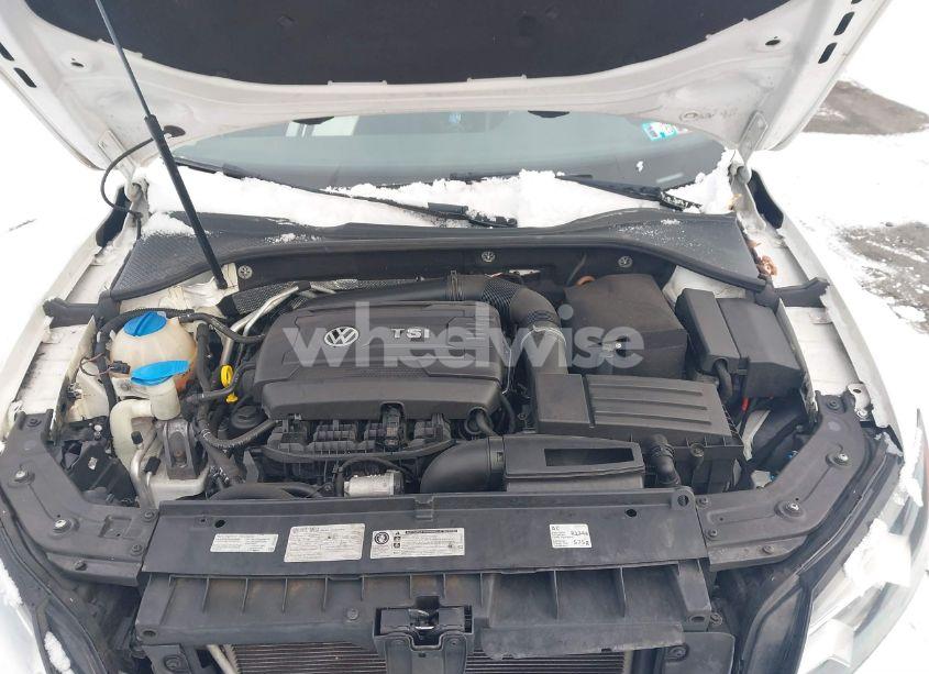 Photo 10 of 2014 Volkswagen Passat 1.8T WOLFSBURG EDITION (VIN 1VWAT7A33EC091975)