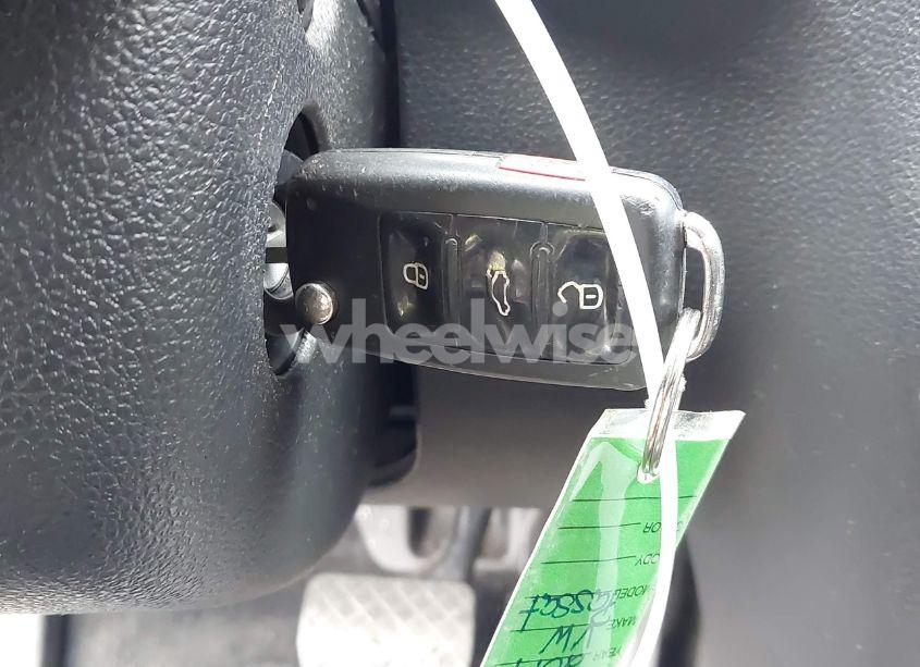 Photo 11 of 2015 Volkswagen Passat 1.8T WOLFSBURG EDITION (VIN 1VWAT7A33FC011074)