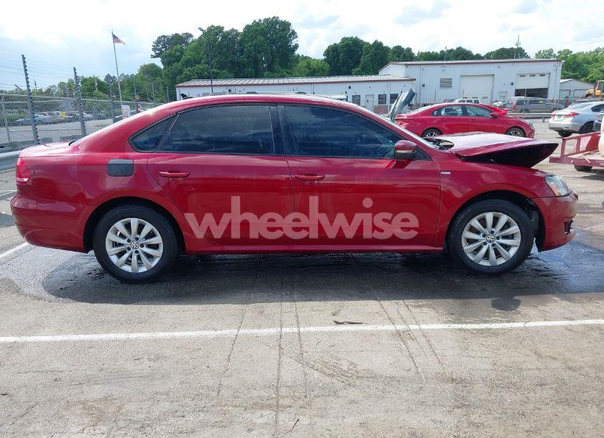 Photo 13 of 2015 Volkswagen Passat 1.8T WOLFSBURG EDITION (VIN 1VWAT7A33FC011074)