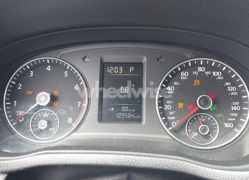 Photo 7 of 2015 Volkswagen Passat 1.8T WOLFSBURG EDITION (VIN 1VWAT7A33FC011074)