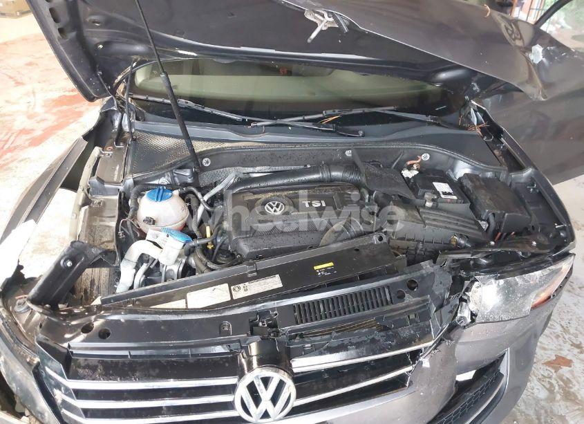Photo 10 of 2015 Volkswagen Passat 1.8T S (VIN 1VWAT7A33FC012502)