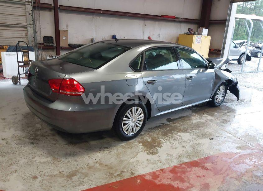 Photo 4 of 2015 Volkswagen Passat 1.8T S (VIN 1VWAT7A33FC012502)