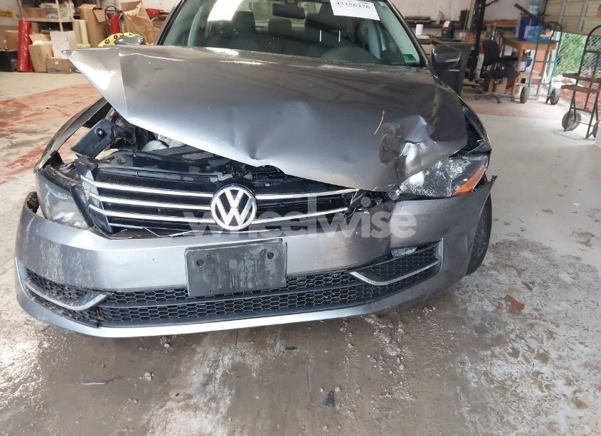 Photo 6 of 2015 Volkswagen Passat 1.8T S (VIN 1VWAT7A33FC012502)