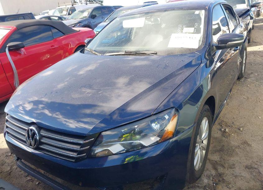 Photo 12 of 2015 Volkswagen Passat 1.8T WOLFSBURG EDITION (VIN 1VWAT7A33FC051929)