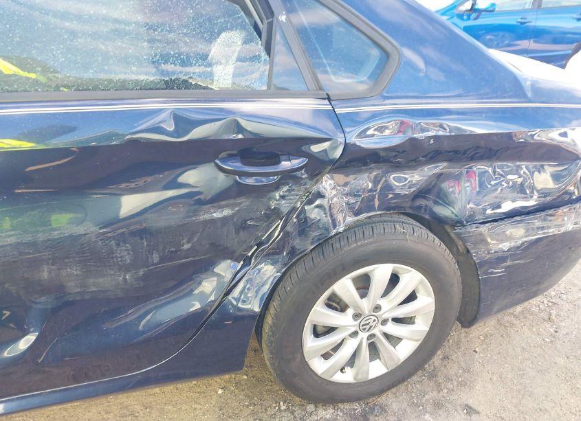 Photo 6 of 2015 Volkswagen Passat 1.8T WOLFSBURG EDITION (VIN 1VWAT7A33FC051929)