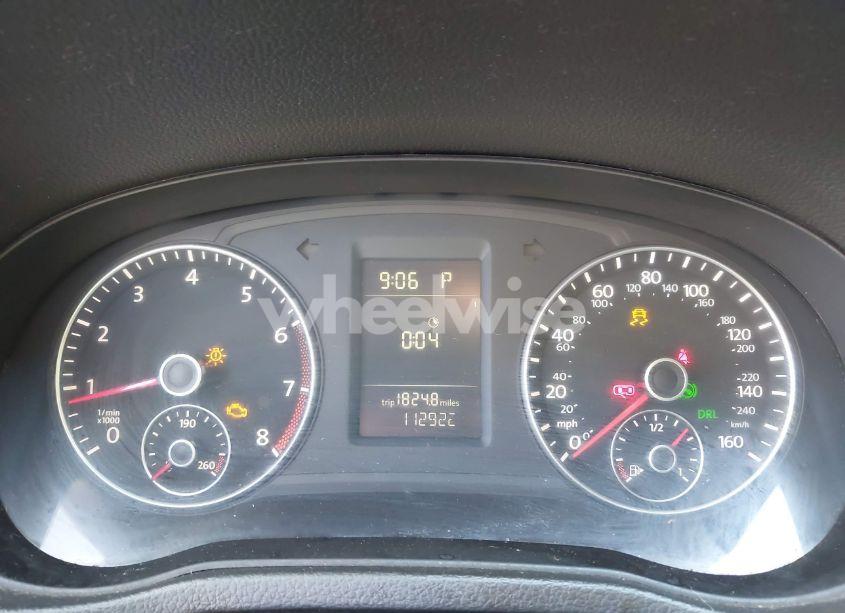 Photo 7 of 2015 Volkswagen Passat 1.8T S (VIN 1VWAT7A33FC095039)