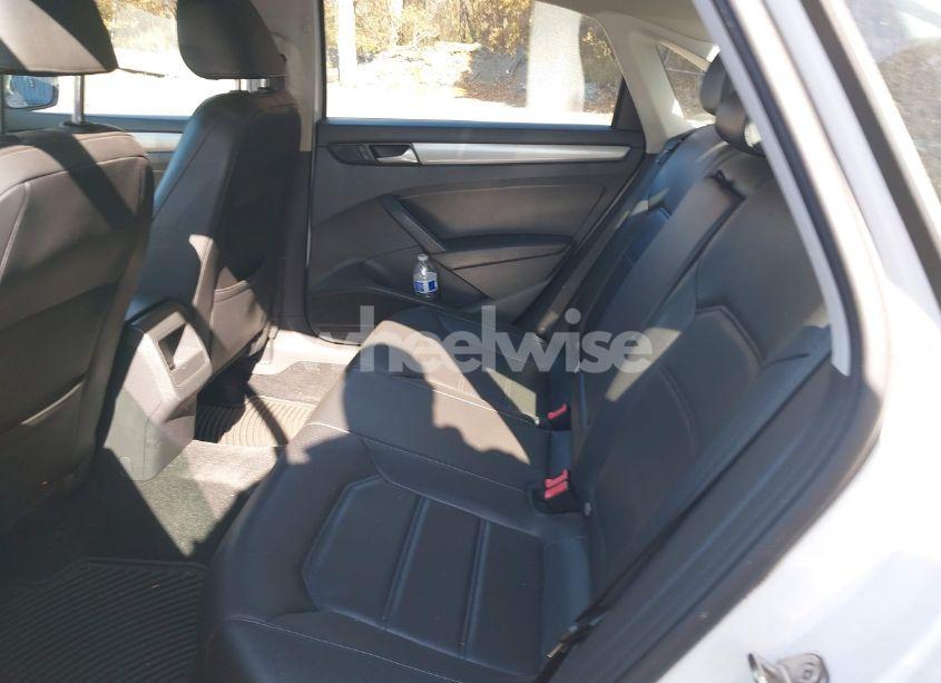 Photo 8 of 2015 Volkswagen Passat 1.8T LIMITED EDITION (VIN 1VWAT7A33FC095512)