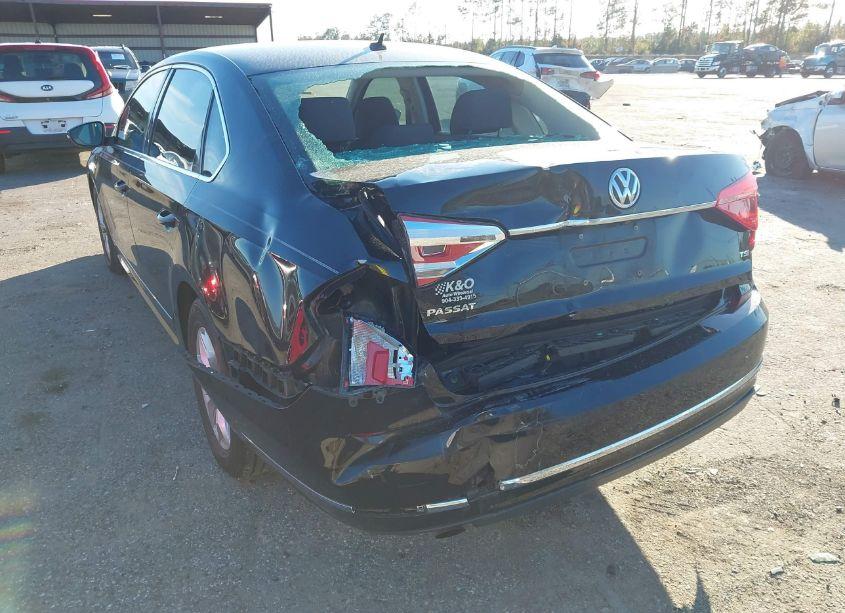 Photo 6 of 2016 Volkswagen Passat 1.8T S (VIN 1VWAT7A33GC008080)