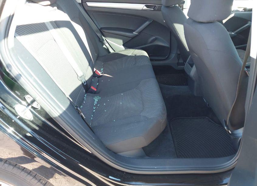 Photo 8 of 2016 Volkswagen Passat 1.8T S (VIN 1VWAT7A33GC008080)