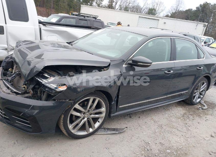 Photo 14 of 2016 Volkswagen Passat 1.8T R-LINE (VIN 1VWAT7A33GC061751)