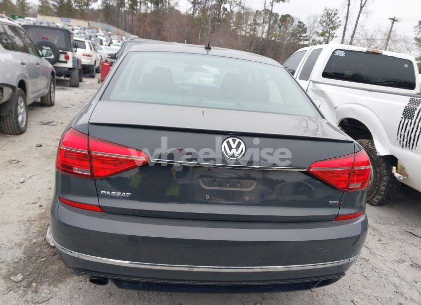 Photo 16 of 2016 Volkswagen Passat 1.8T R-LINE (VIN 1VWAT7A33GC061751)