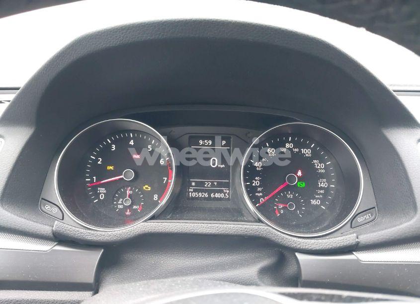 Photo 7 of 2016 Volkswagen Passat 1.8T R-LINE (VIN 1VWAT7A33GC061751)