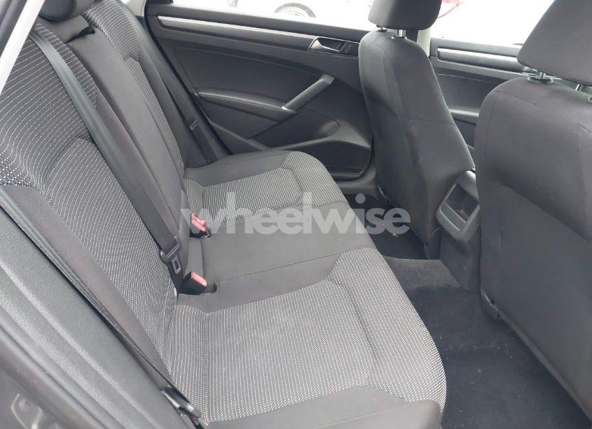 Photo 8 of 2016 Volkswagen Passat 1.8T R-LINE (VIN 1VWAT7A33GC061751)