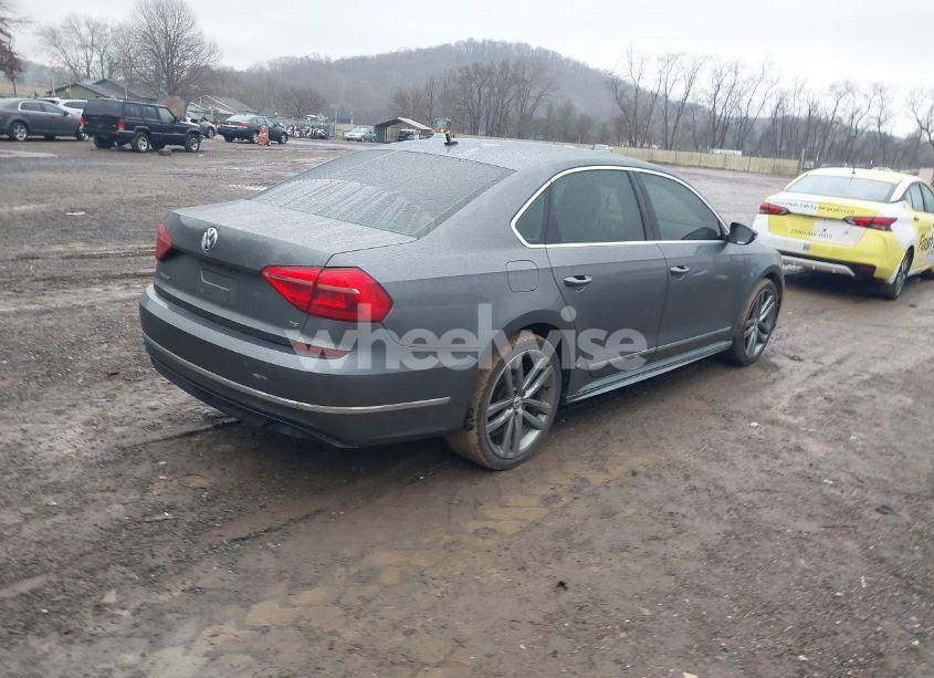 Photo 4 of 2016 Volkswagen Passat 1.8T R-LINE (VIN 1VWAT7A33GC066822)