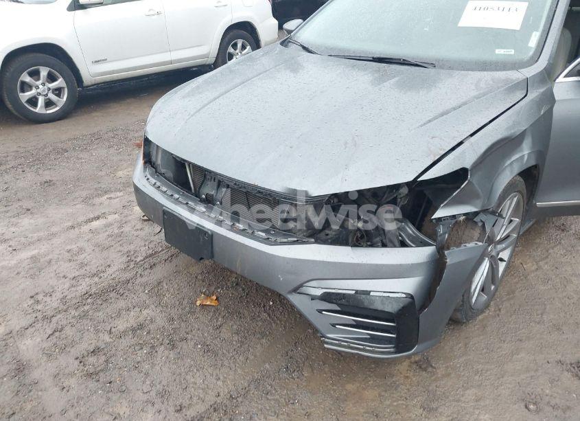 Photo 6 of 2016 Volkswagen Passat 1.8T R-LINE (VIN 1VWAT7A33GC066822)