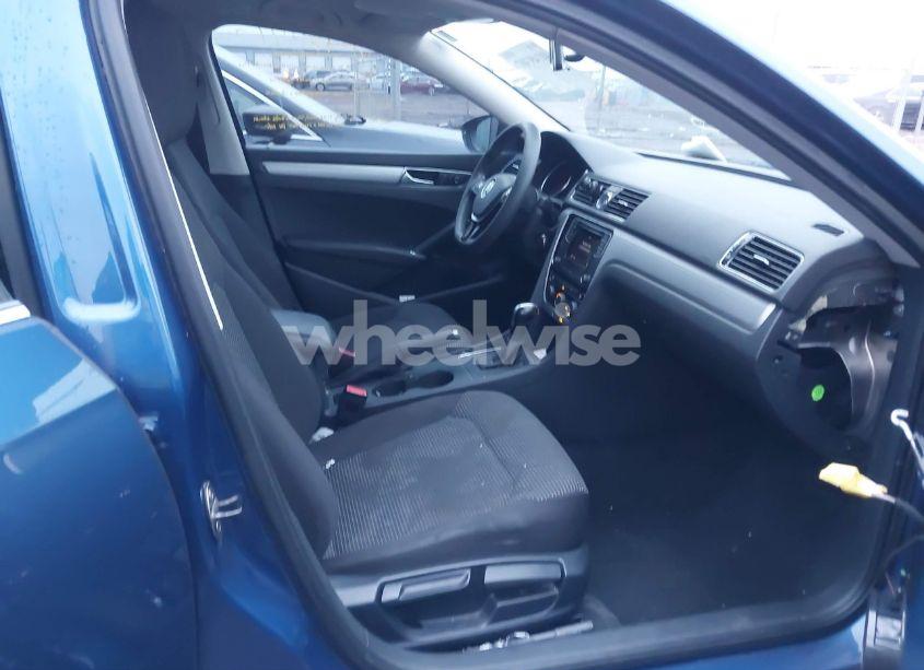 Photo 5 of 2017 Volkswagen Passat 1.8T S (VIN 1VWAT7A33HC014284)