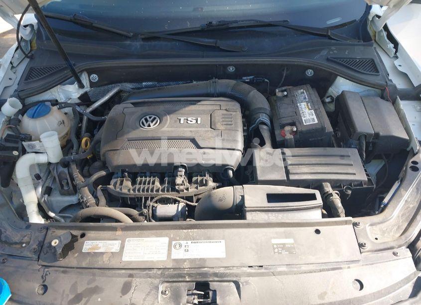 Photo 10 of 2017 Volkswagen Passat 1.8T S (VIN 1VWAT7A33HC083492)