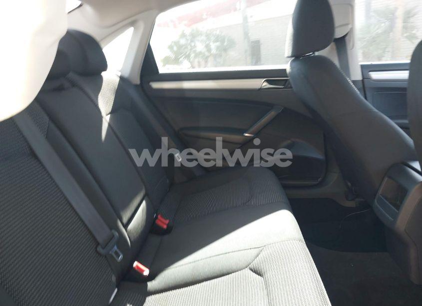 Photo 8 of 2017 Volkswagen Passat 1.8T S (VIN 1VWAT7A33HC083492)