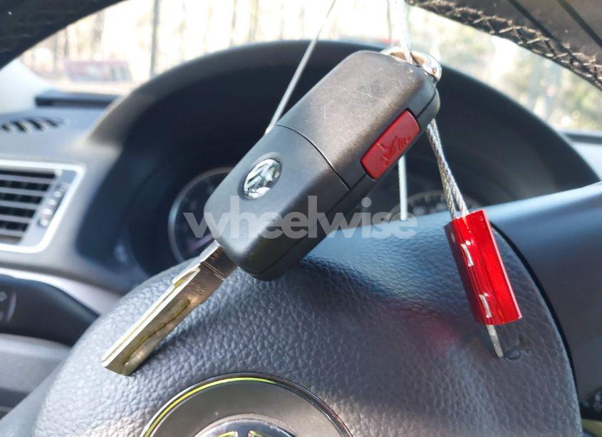 Photo 11 of 2014 Volkswagen Passat 1.8T WOLFSBURG EDITION (VIN 1VWAT7A34EC041151)