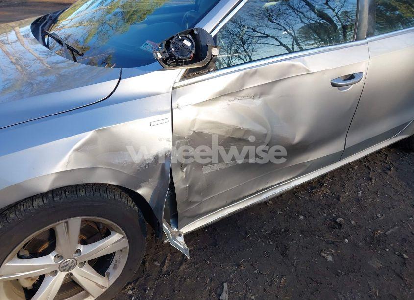 Photo 6 of 2014 Volkswagen Passat 1.8T WOLFSBURG EDITION (VIN 1VWAT7A34EC041151)