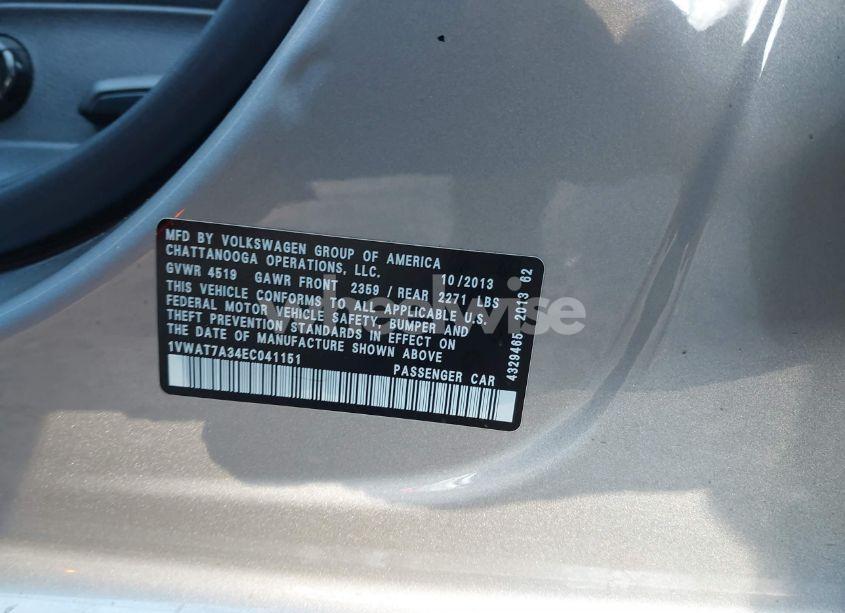 Photo 9 of 2014 Volkswagen Passat 1.8T WOLFSBURG EDITION (VIN 1VWAT7A34EC041151)