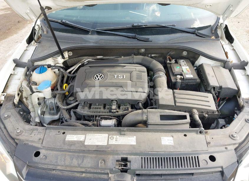 Photo 10 of 2014 Volkswagen Passat 1.8T WOLFSBURG EDITION (VIN 1VWAT7A34EC061268)