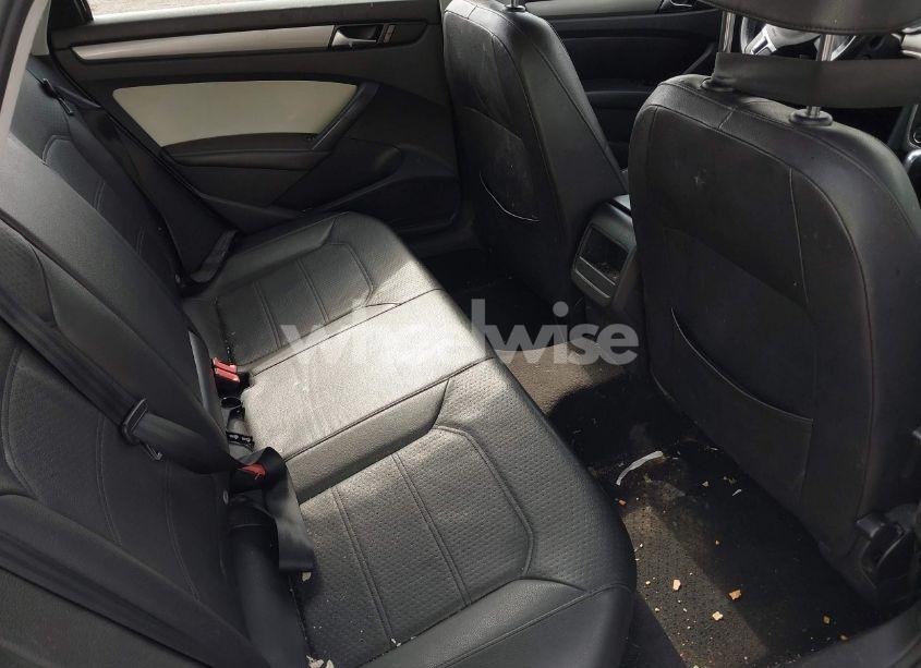 Photo 8 of 2014 Volkswagen Passat 1.8T WOLFSBURG EDITION (VIN 1VWAT7A34EC061268)