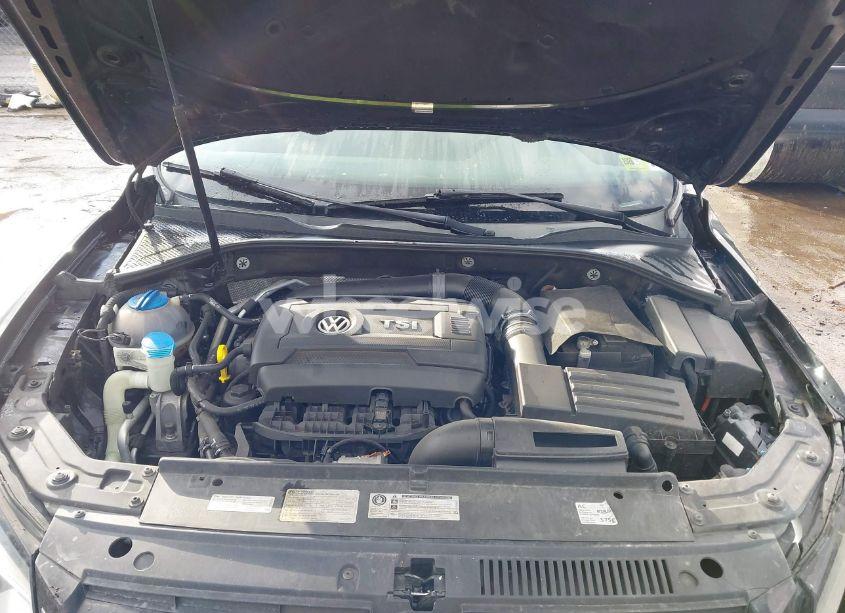 Photo 10 of 2014 Volkswagen Passat 1.8T WOLFSBURG EDITION (VIN 1VWAT7A34EC088891)