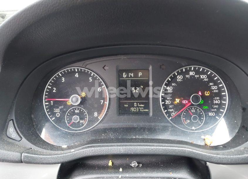 Photo 7 of 2014 Volkswagen Passat 1.8T WOLFSBURG EDITION (VIN 1VWAT7A34EC088891)