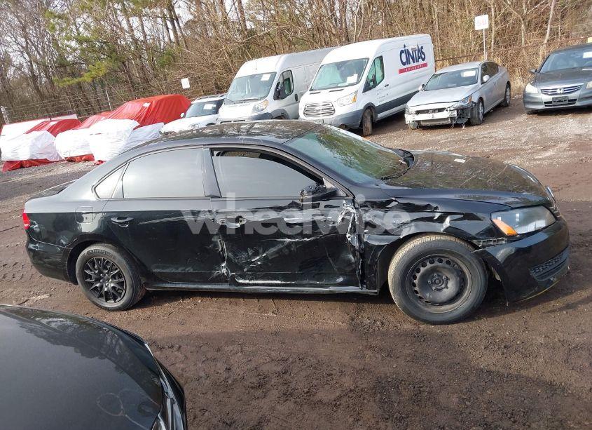 Photo 13 of 2014 Volkswagen Passat 1.8T S (VIN 1VWAT7A34EC112476)