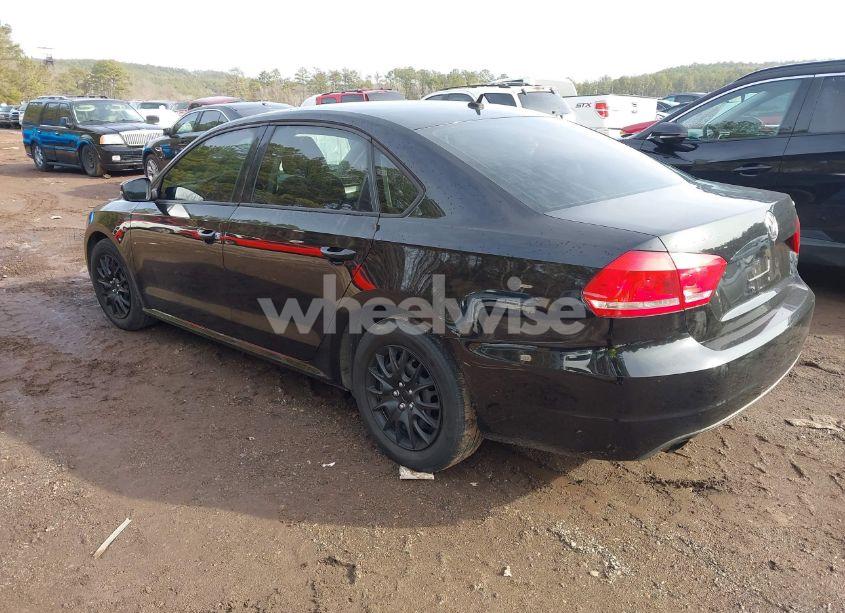 Photo 3 of 2014 Volkswagen Passat 1.8T S (VIN 1VWAT7A34EC112476)