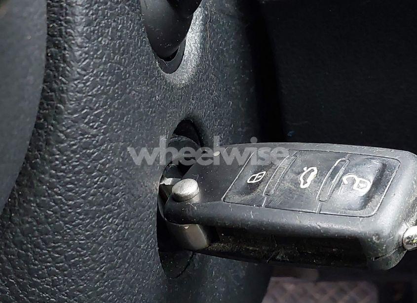 Photo 11 of 2014 Volkswagen Passat 1.8T S (VIN 1VWAT7A34EC113076)