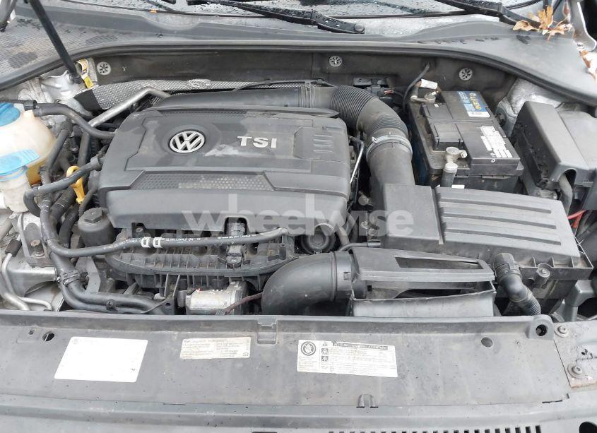 Photo 10 of 2015 Volkswagen Passat 1.8T S (VIN 1VWAT7A34FC005235)
