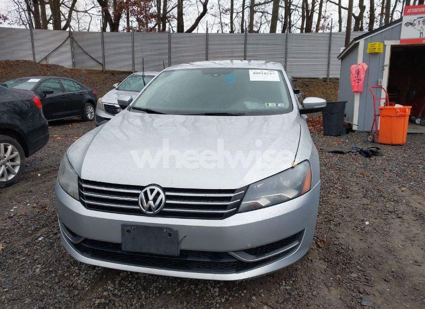 Photo 12 of 2015 Volkswagen Passat 1.8T S (VIN 1VWAT7A34FC005235)