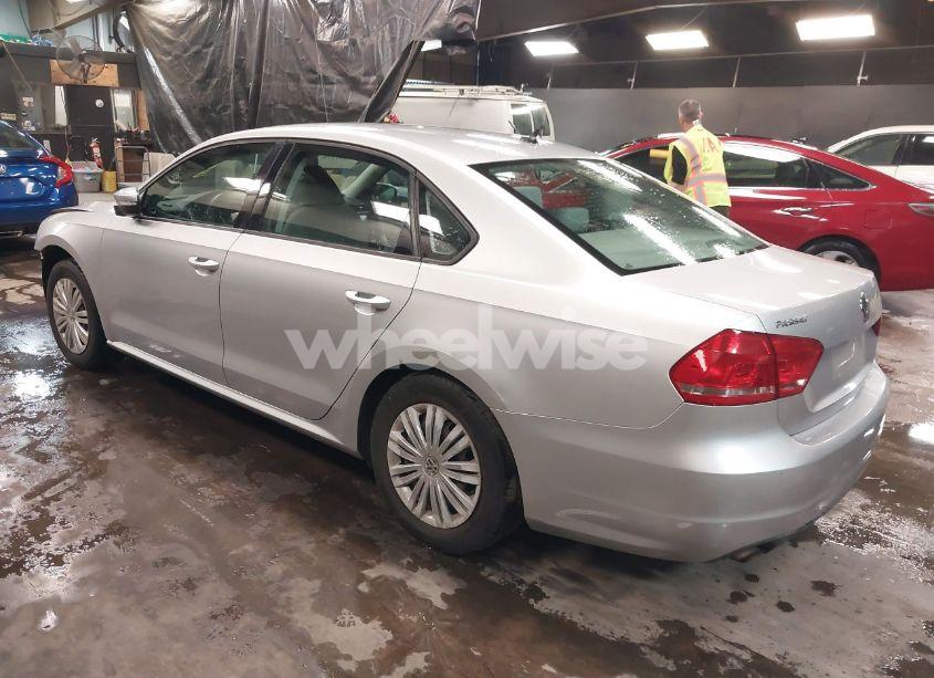 Photo 3 of 2015 Volkswagen Passat 1.8T S (VIN 1VWAT7A34FC036095)
