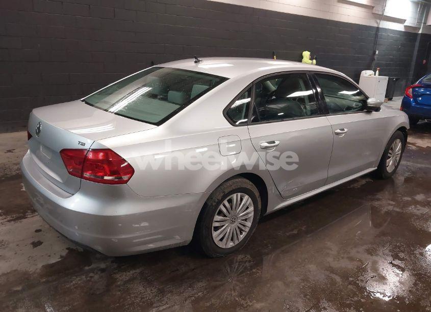 Photo 4 of 2015 Volkswagen Passat 1.8T S (VIN 1VWAT7A34FC036095)