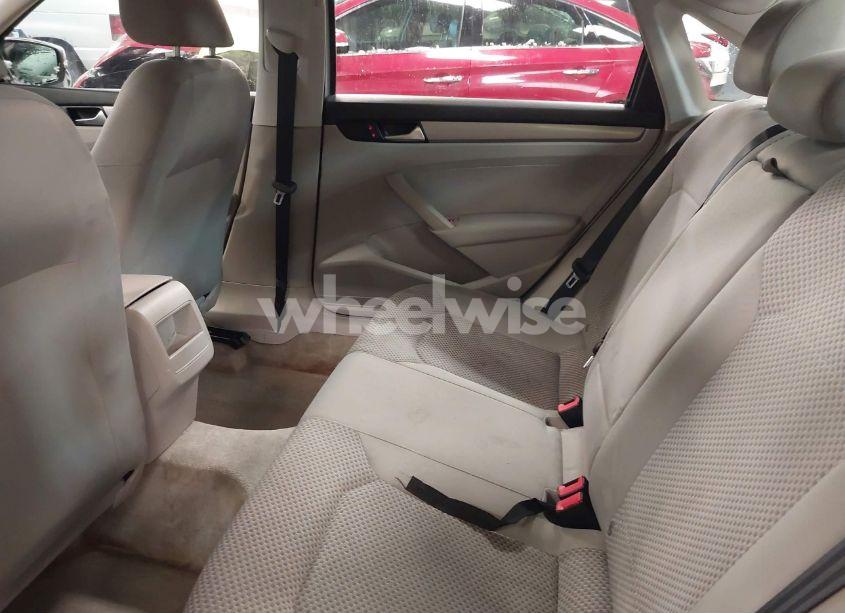 Photo 8 of 2015 Volkswagen Passat 1.8T S (VIN 1VWAT7A34FC036095)