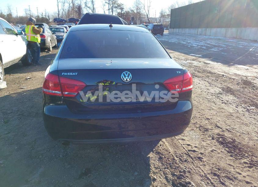 Photo 16 of 2015 Volkswagen Passat 1.8T S (VIN 1VWAT7A34FC044696)