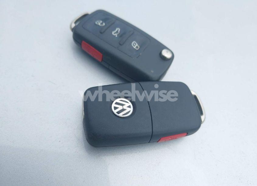 Photo 11 of 2015 Volkswagen Passat 1.8T S (VIN 1VWAT7A34FC068514)