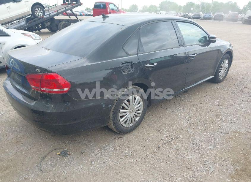 Photo 4 of 2015 Volkswagen Passat 1.8T S (VIN 1VWAT7A34FC068514)