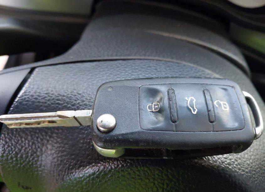 Photo 10 of 2015 Volkswagen Passat 1.8T WOLFSBURG EDITION (VIN 1VWAT7A34FC071767)