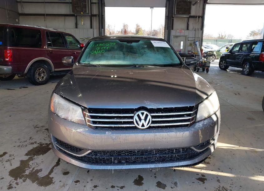 Photo 12 of 2015 Volkswagen Passat 1.8T WOLFSBURG EDITION (VIN 1VWAT7A34FC071767)