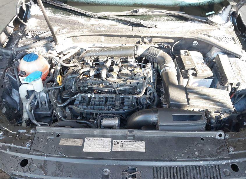 Photo 9 of 2015 Volkswagen Passat 1.8T WOLFSBURG EDITION (VIN 1VWAT7A34FC071767)